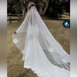 Grace Loves Lace Fleur Veil